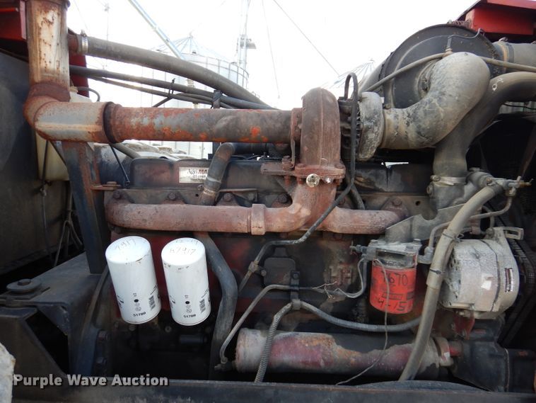 image for item IN9849 International 3588  4WD tractor