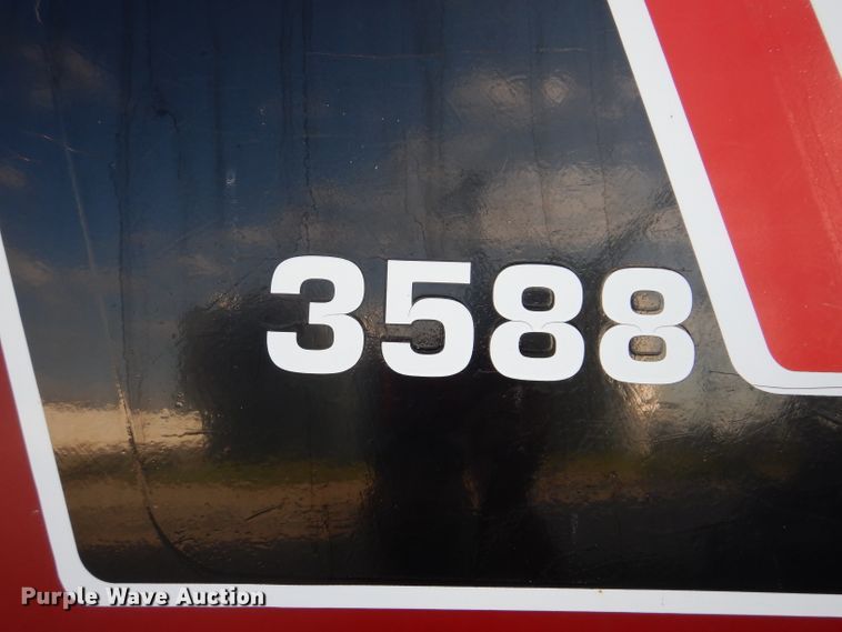 image for item IN9849 International 3588  4WD tractor