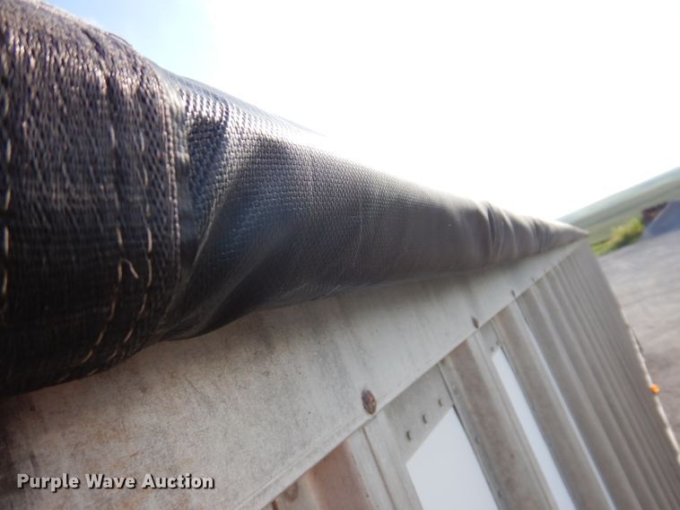 image for item IN9850 2011 Cornhusker 800  grain trailer