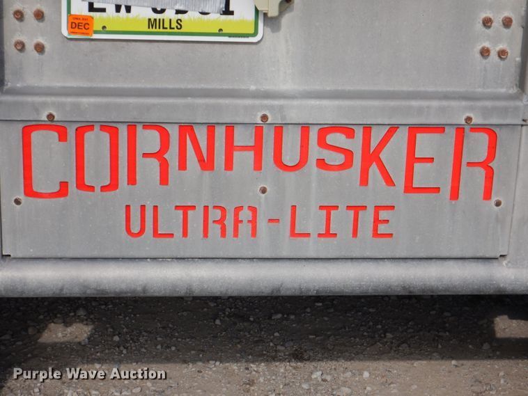 image for item IN9850 2011 Cornhusker 800  grain trailer