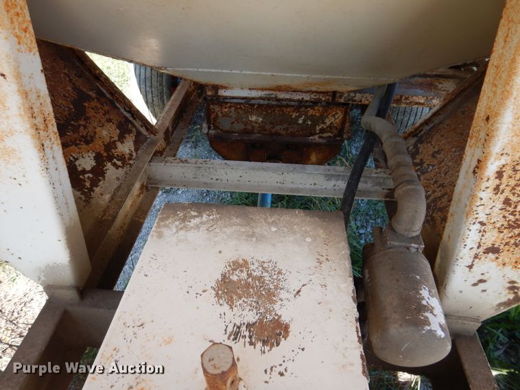 image for item IN9856 Simonsen SMC4816S  seed tender