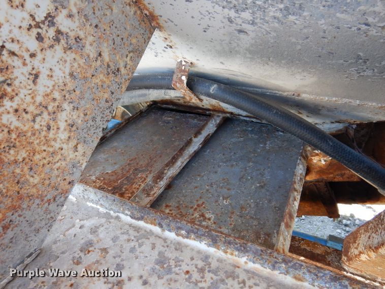 image for item IN9856 Simonsen SMC4816S  seed tender