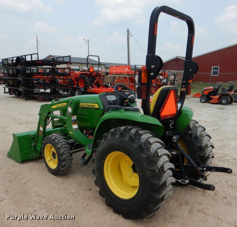 image for item IR9034 2017 John Deere 3025E  MFWD tractor