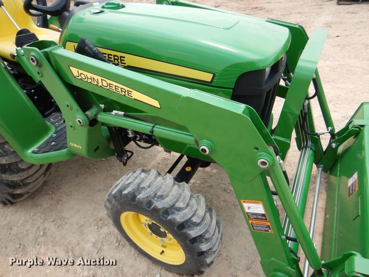 image for item IR9034 2017 John Deere 3025E  MFWD tractor