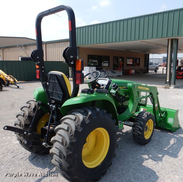 image for item IR9037 2017 John Deere 3025E  MFWD tractor