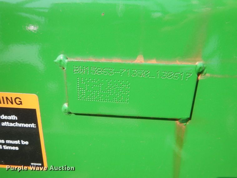 image for item IR9037 2017 John Deere 3025E  MFWD tractor