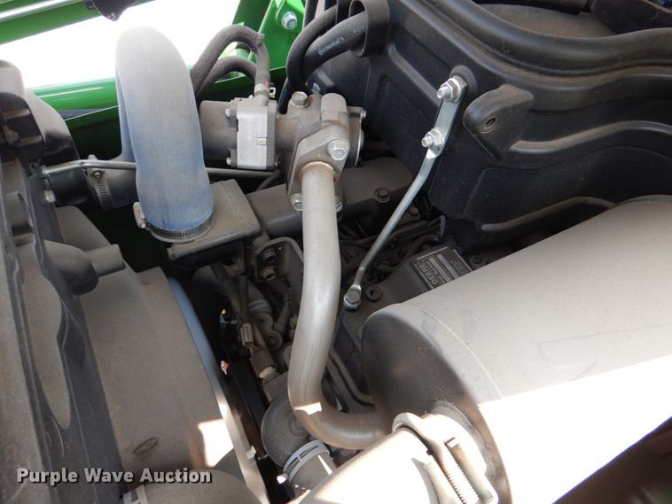 image for item IR9037 2017 John Deere 3025E  MFWD tractor