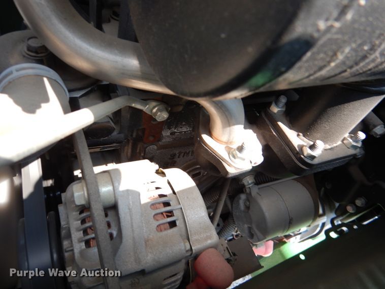 image for item IR9037 2017 John Deere 3025E  MFWD tractor