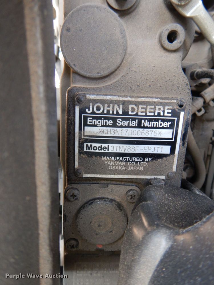 image for item IR9037 2017 John Deere 3025E  MFWD tractor