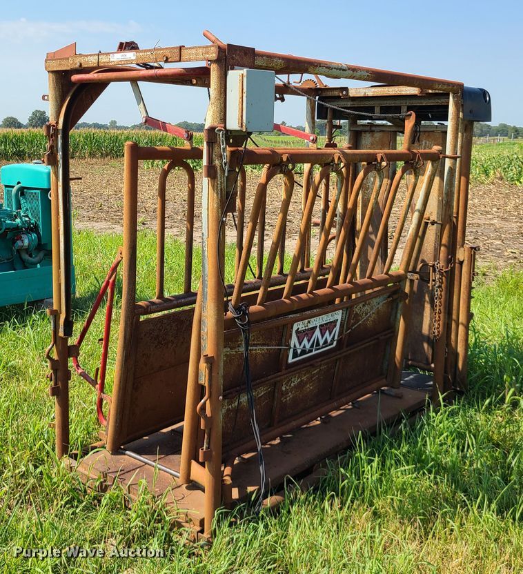 image for item IU9298 W-W  squeeze chute