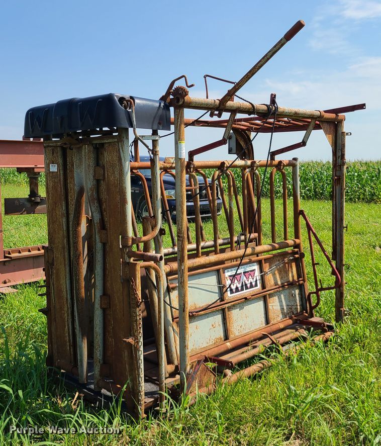 image for item IU9298 W-W  squeeze chute