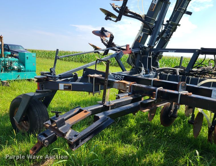 image for item IU9300 Flexi-Coil 8100  air seeder toolbar