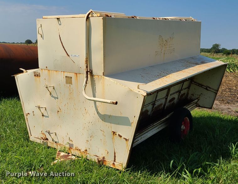 image for item IU9301 Apache creep feeder