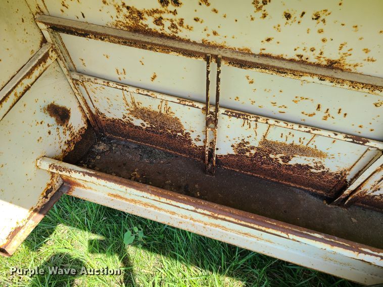 image for item IU9301 Apache creep feeder