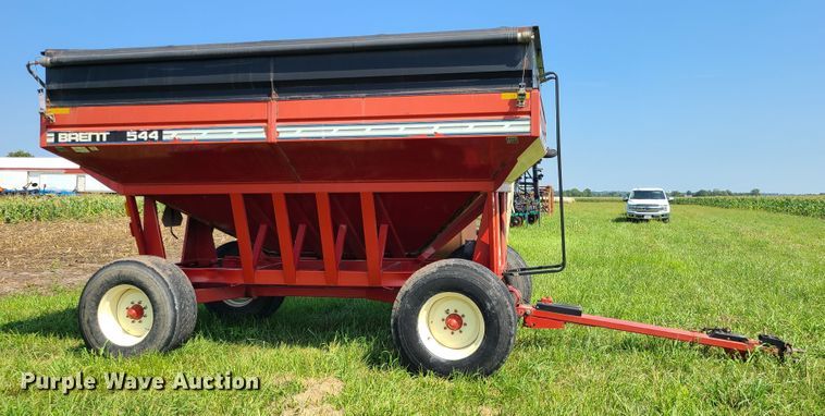 image for item IU9303 Brent 544  gravity wagon