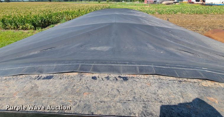 image for item IU9303 Brent 544  gravity wagon