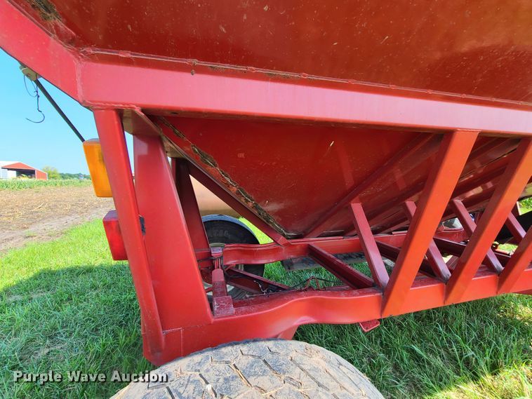 image for item IU9303 Brent 544  gravity wagon