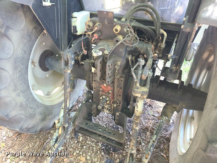 image for item IU9337 1995 White 6085  tractor