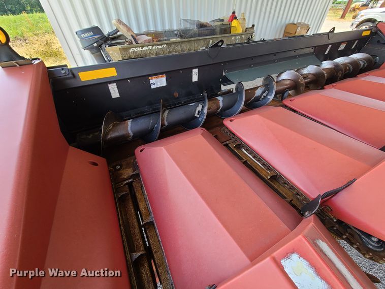 image for item IU9395 2006 Drago N6TR  corn head