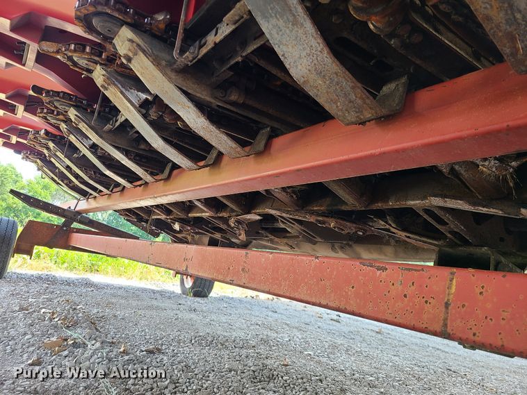 image for item IU9395 2006 Drago N6TR  corn head