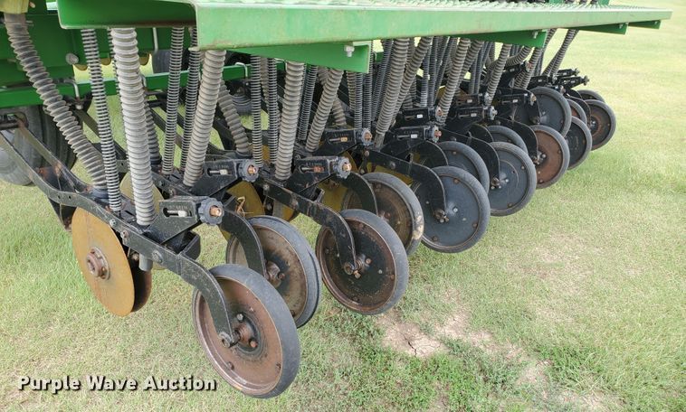 image for item IX9974 1990 Great Plains Solid Stand 24  grain drill