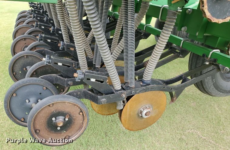 image for item IX9974 1990 Great Plains Solid Stand 24  grain drill