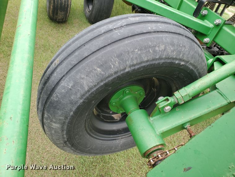 image for item IX9974 1990 Great Plains Solid Stand 24  grain drill