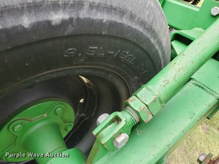 image for item IX9974 1990 Great Plains Solid Stand 24  grain drill