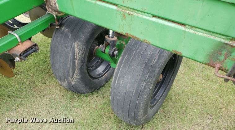 image for item IX9974 1990 Great Plains Solid Stand 24  grain drill