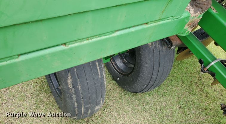 image for item IX9974 1990 Great Plains Solid Stand 24  grain drill