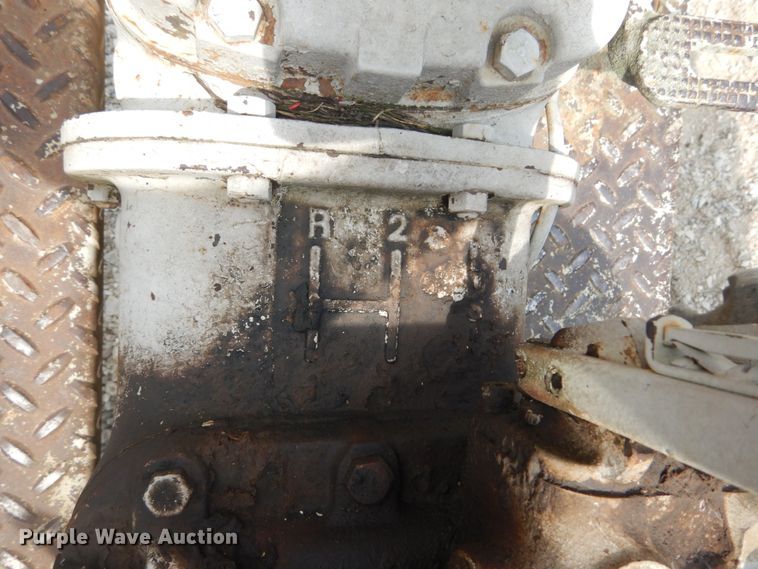 image for item JI9460 1966 Massey Ferguson 165  tractor