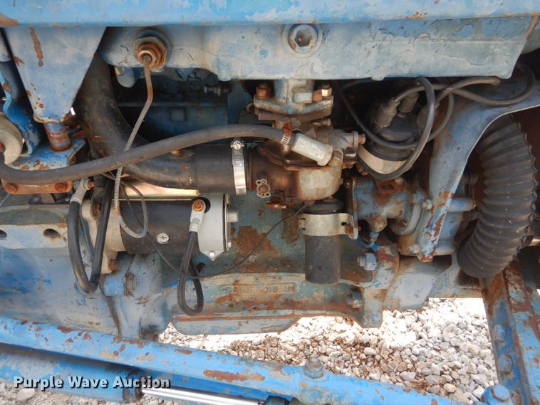 image for item JI9461 1974 Ford 2000  tractor