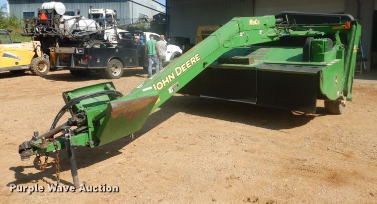 image for item JI9482 2005 John Deere 735  windrower