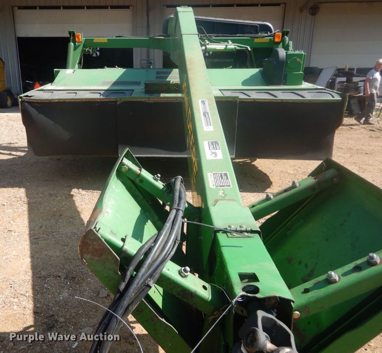 image for item JI9482 2005 John Deere 735  windrower