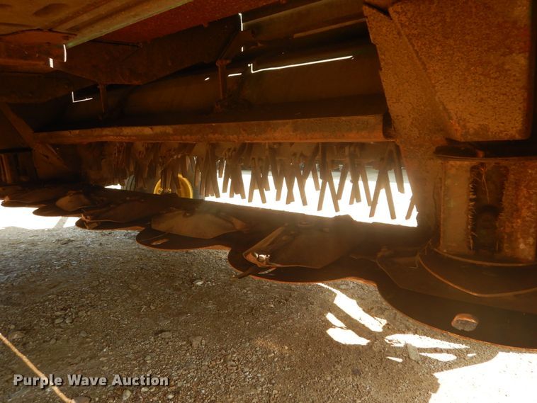 image for item JI9482 2005 John Deere 735  windrower