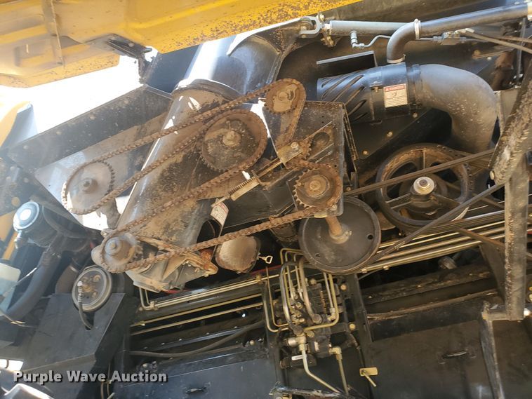 image for item JM9525 2006 New Holland CR960  combine