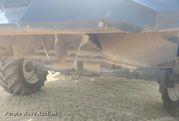 image for item JM9525 2006 New Holland CR960  combine