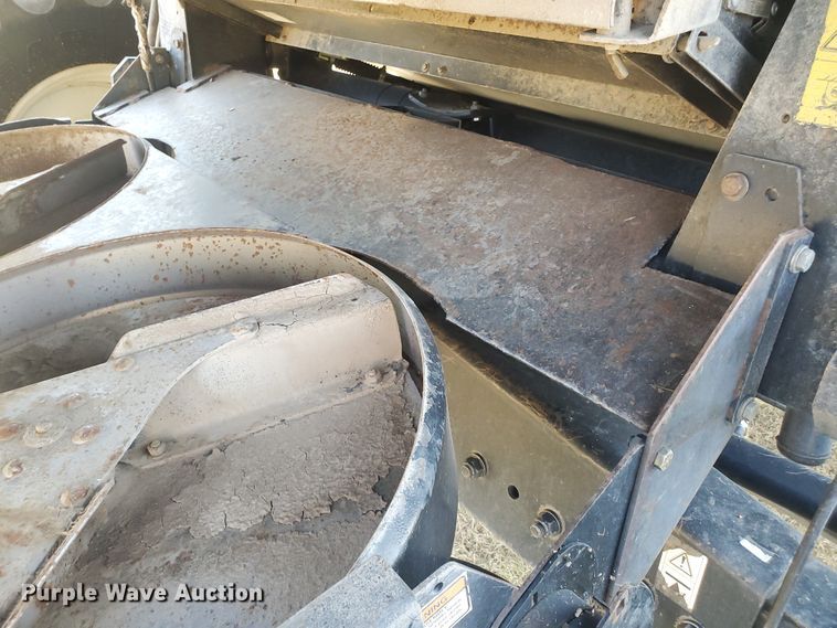 image for item JM9525 2006 New Holland CR960  combine