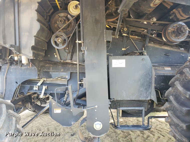 image for item JM9525 2006 New Holland CR960  combine