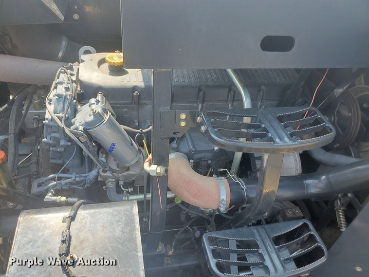 image for item JM9525 2006 New Holland CR960  combine