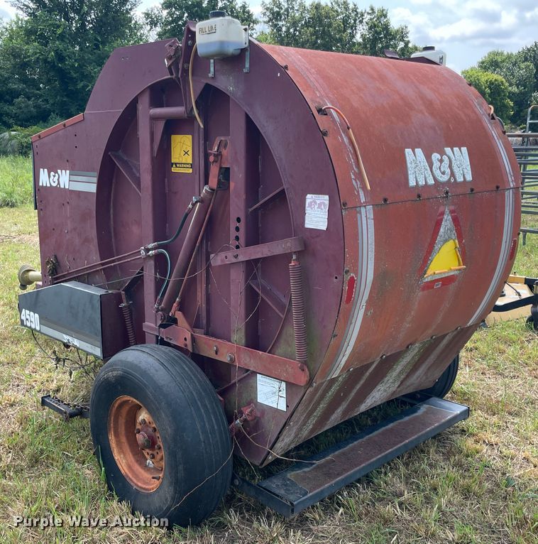 image for item KK9483 M&W 4590  round baler