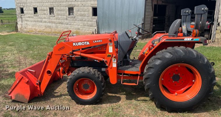 image for item KK9485 Kubota L3010GST  MFWD tractor