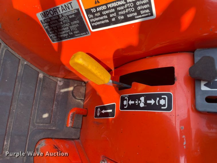 image for item KK9485 Kubota L3010GST  MFWD tractor