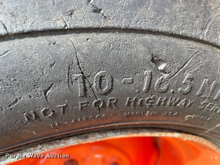 image for item KK9485 Kubota L3010GST  MFWD tractor