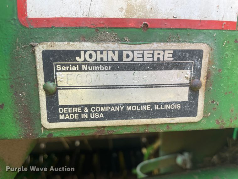 image for item KK9522 1991 John Deere 435  round baler