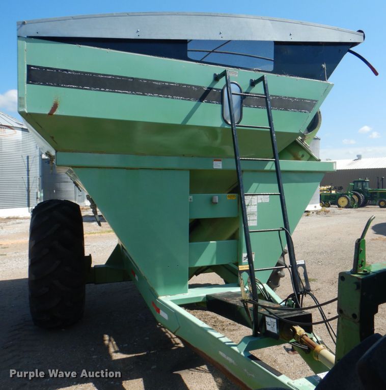 image for item KW9801 1997 Parker 710  grain cart