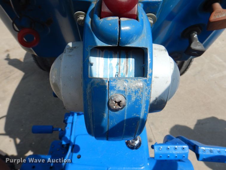 image for item KW9866 Ford 5000  tractor