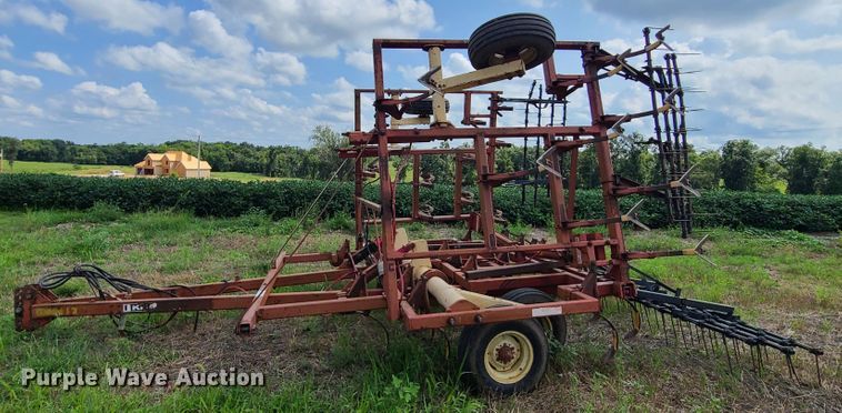 image for item L1268 Krause 4126  field cultivator