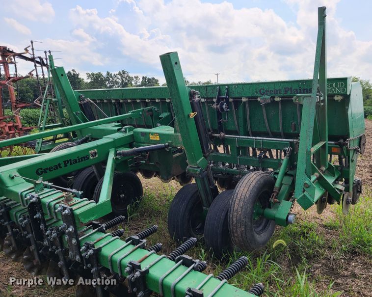 image for item L1269 Great Plains Solid Stand 15  grain drill