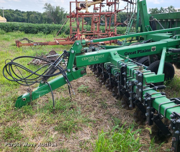 image for item L1269 Great Plains Solid Stand 15  grain drill